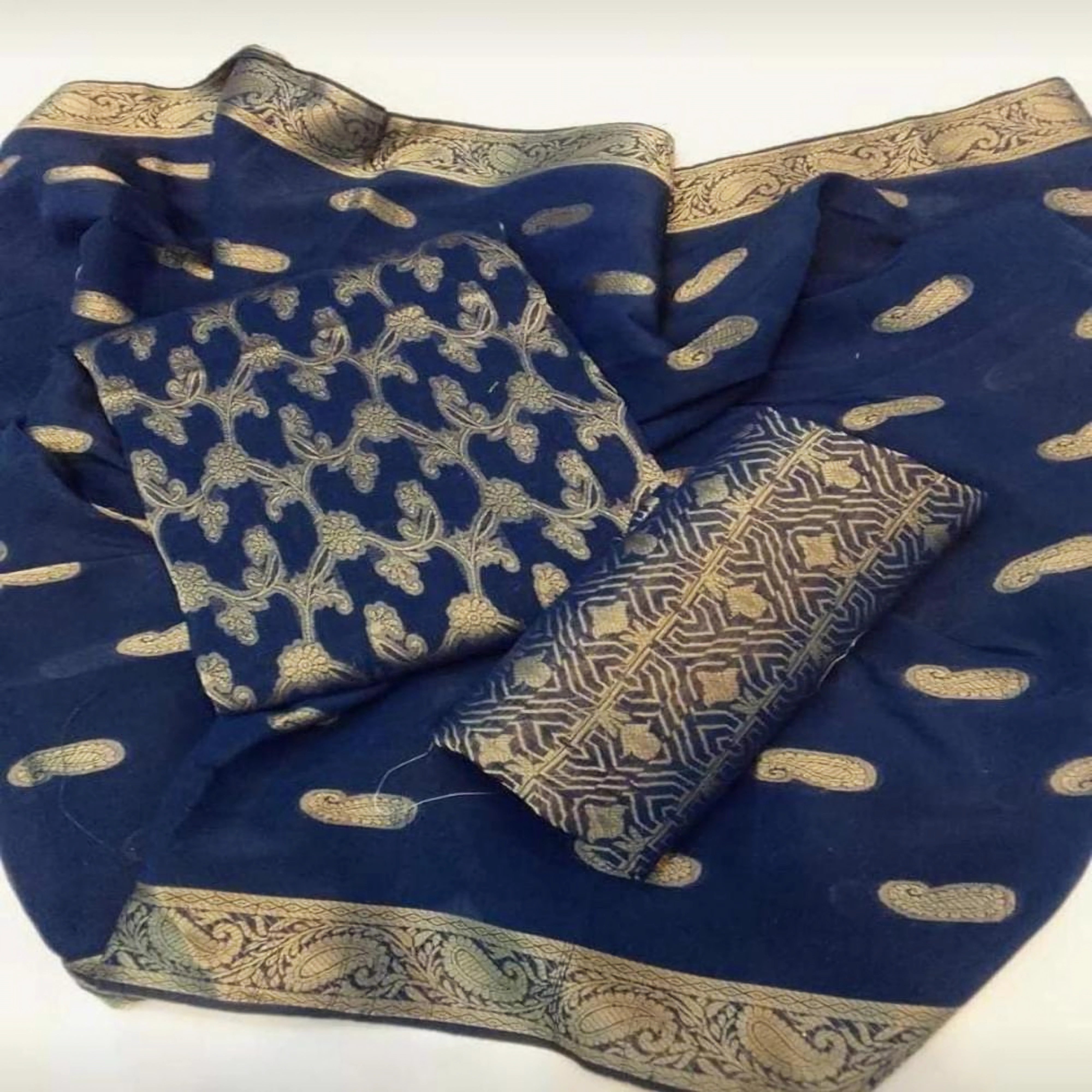 Royal Glitter Unstitched 3PCs